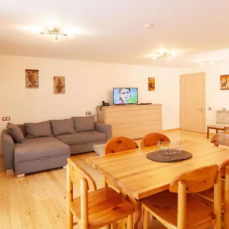 Apartment In 36721